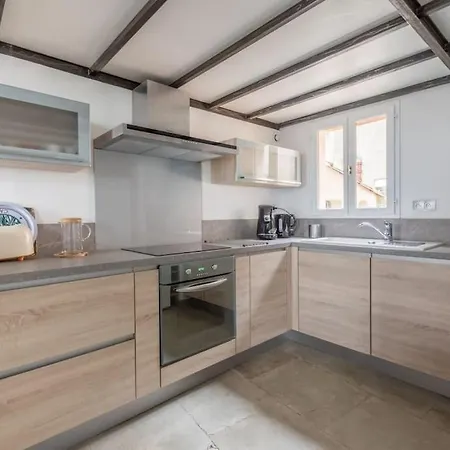 Moderne Et Lumineux- Centre Apartment *